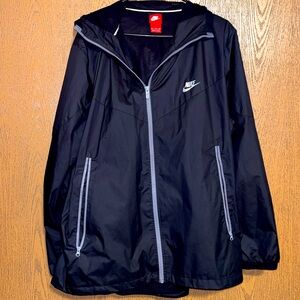 Nike windbreaker jacket